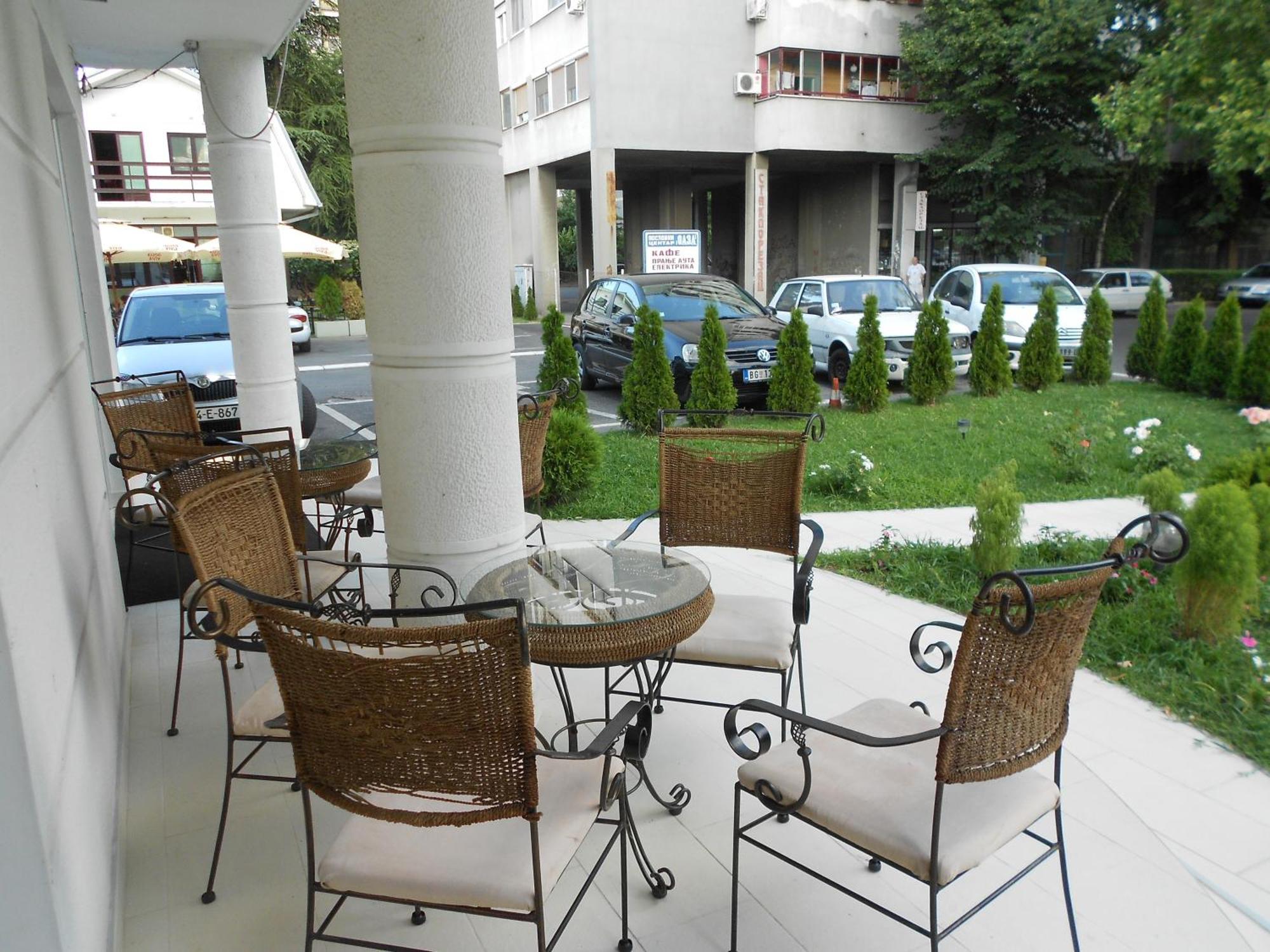 Vila Apolo Belgrad Exteriör bild